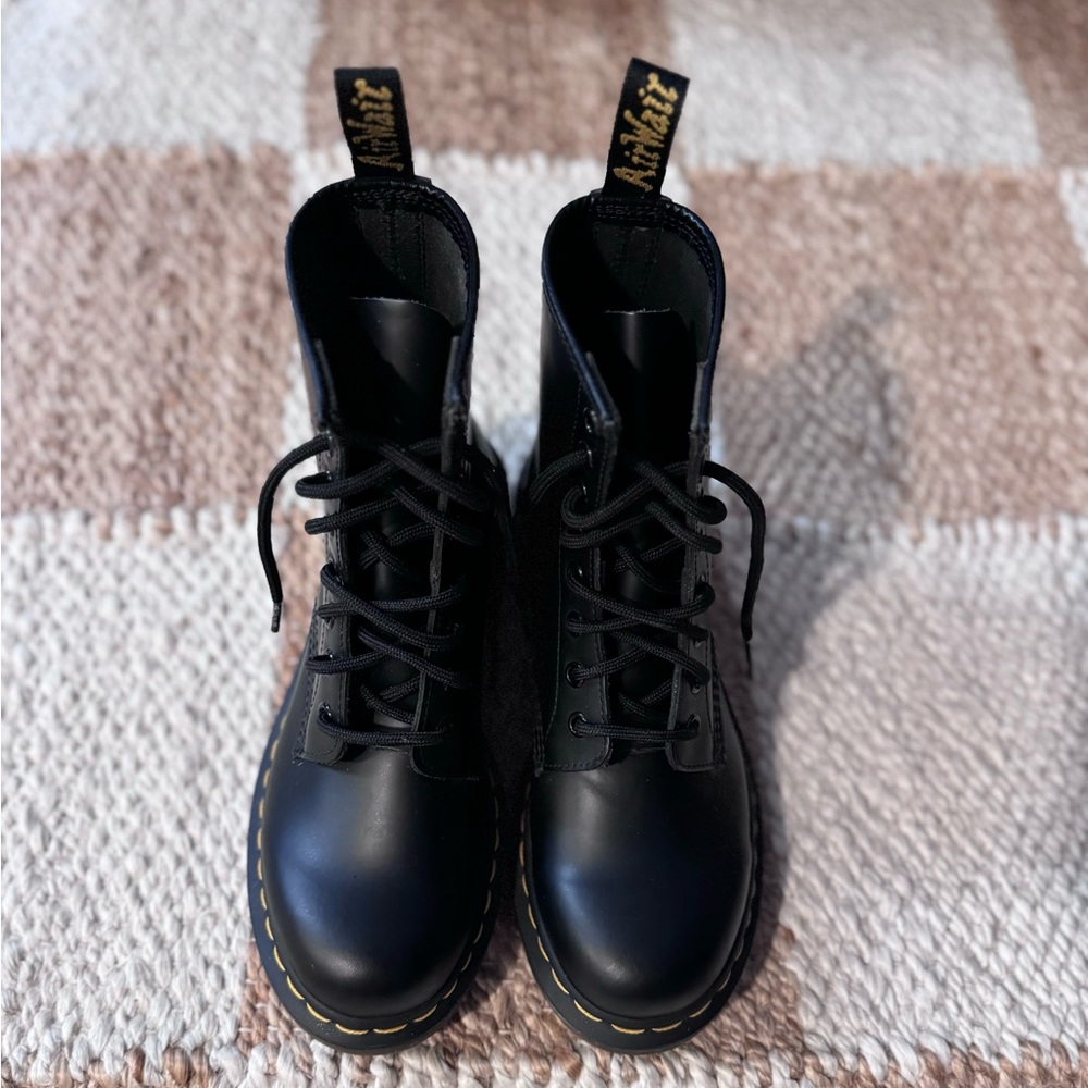Dr. Marten 1460 Smooth Leather